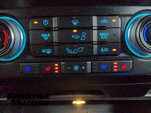 Used 2016 Ford F150 Lariat w/ Equipment Group 502A Luxury AWD/4WD image 26