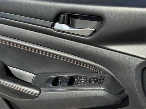 Used 2020 Nissan Altima 2.5 SR image 24