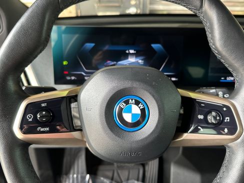Certified 2024 BMW iX xDrive50 w/ Sport Package AWD/4WD image 31