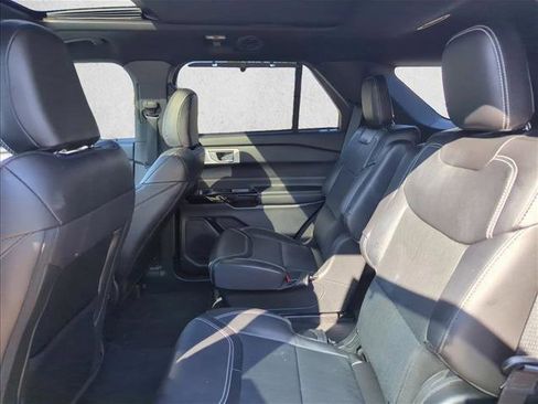 Used 2023 Ford Explorer ST w/ Equipment Group 401A AWD/4WD image 15