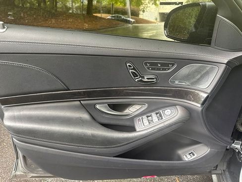 Used 2020 Mercedes-Benz S 560 Sedan w/ AMG Line Exterior image 11