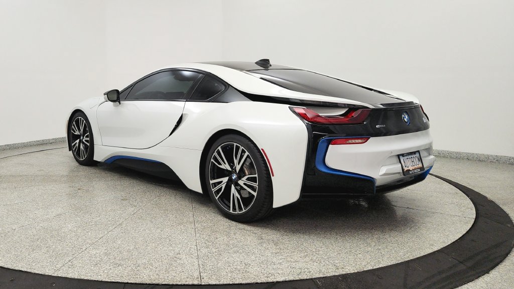 Used 2015 BMW i8 AWD/4WD image 3