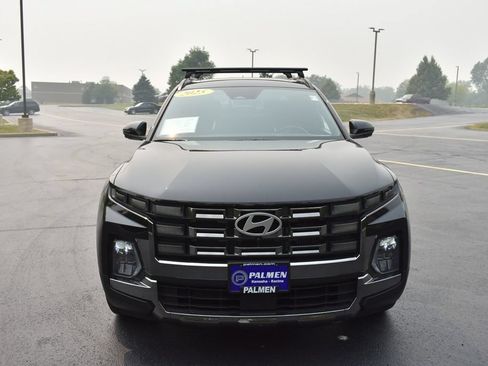 Used 2025 Hyundai Santa Cruz Limited AWD/4WD image 2
