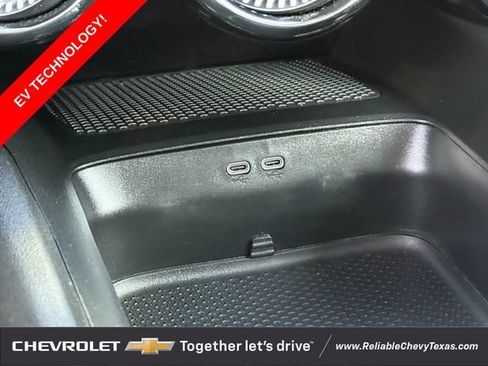 Used 2024 Chevrolet Blazer EV LT AWD/4WD image 19