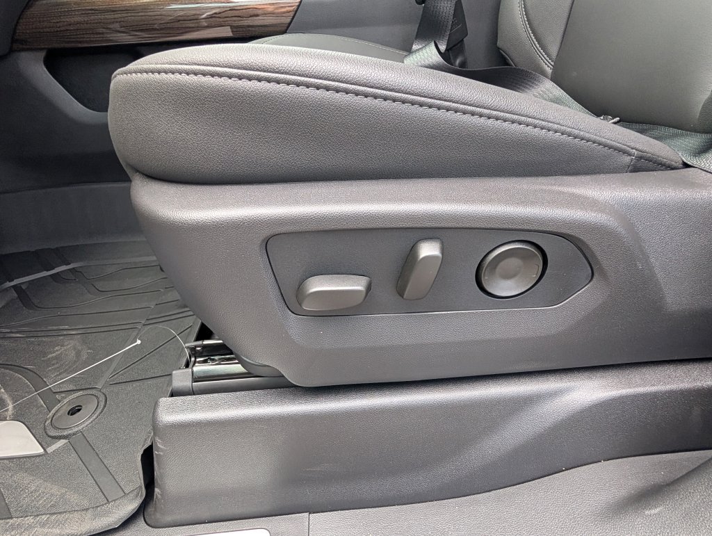New 2026 Chevrolet Silverado 1500 RST w/ Texas Edition Plus RWD image 11