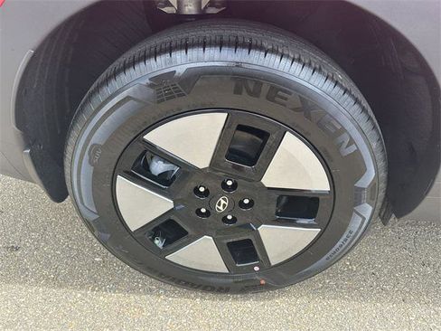 New 2025 Hyundai Santa Fe SEL image 18