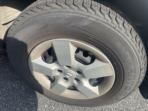 Used 2015 Nissan Rogue S w/ Convenience Package image 5