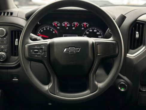 Used 2024 Chevrolet Silverado 1500 Custom Trail Boss w/ LPO, Dark Essentials Package image 15