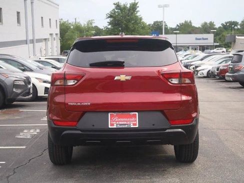 Used 2021 Chevrolet TrailBlazer LS FWD image 5