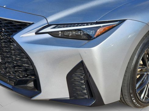 Used 2024 Lexus IS 500 image 39