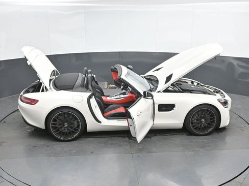 Used 2018 Mercedes-Benz AMG GT Roadster image 51