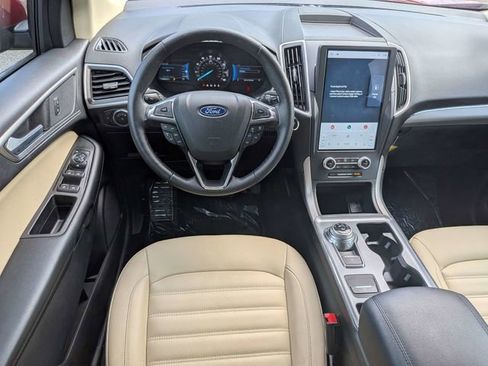 Used 2021 Ford Edge SEL w/ Convenience Package image 14