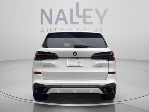 Used 2026 BMW X5 xDrive50e w/ M Sport Package AWD/4WD image 4