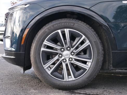 Certified 2024 Cadillac Lyriq Luxury image 11