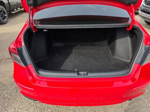 Used 2023 Honda Civic Sport image 8