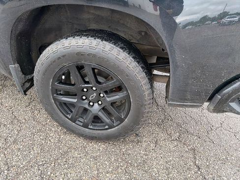 Certified 2024 Chevrolet Silverado 1500 RST AWD/4WD image 5