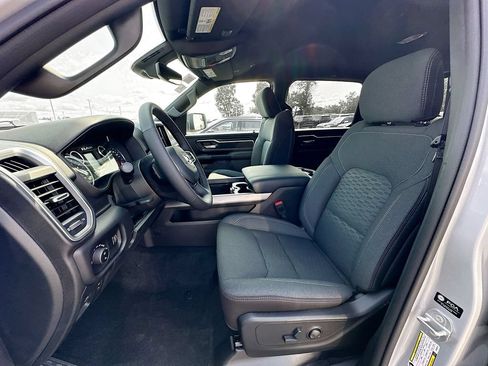 New 2026 RAM 1500 4x4 Crew Cab image 27