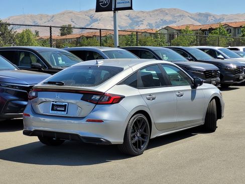 New 2025 Honda Civic Sport image 4