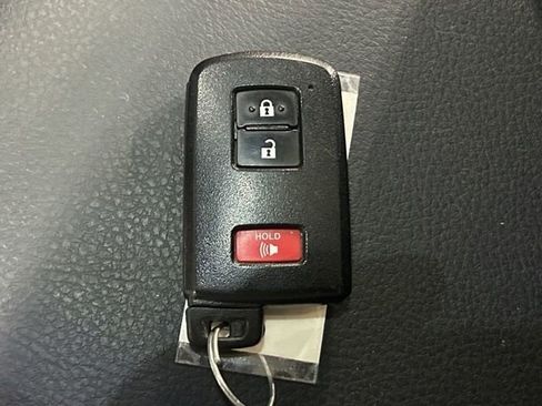Used 2021 Toyota Tacoma TRD Pro AWD/4WD image 28
