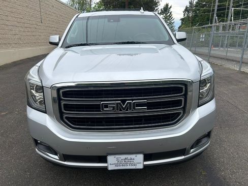 Used 2017 GMC Yukon SLT w/ Open Road Package AWD/4WD image 2