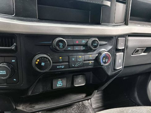 Certified 2025 Ford F250 XL w/ FX4 Off-Road Package AWD/4WD image 35