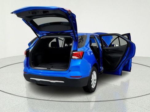 Certified 2024 Chevrolet Equinox LT FWD image 12