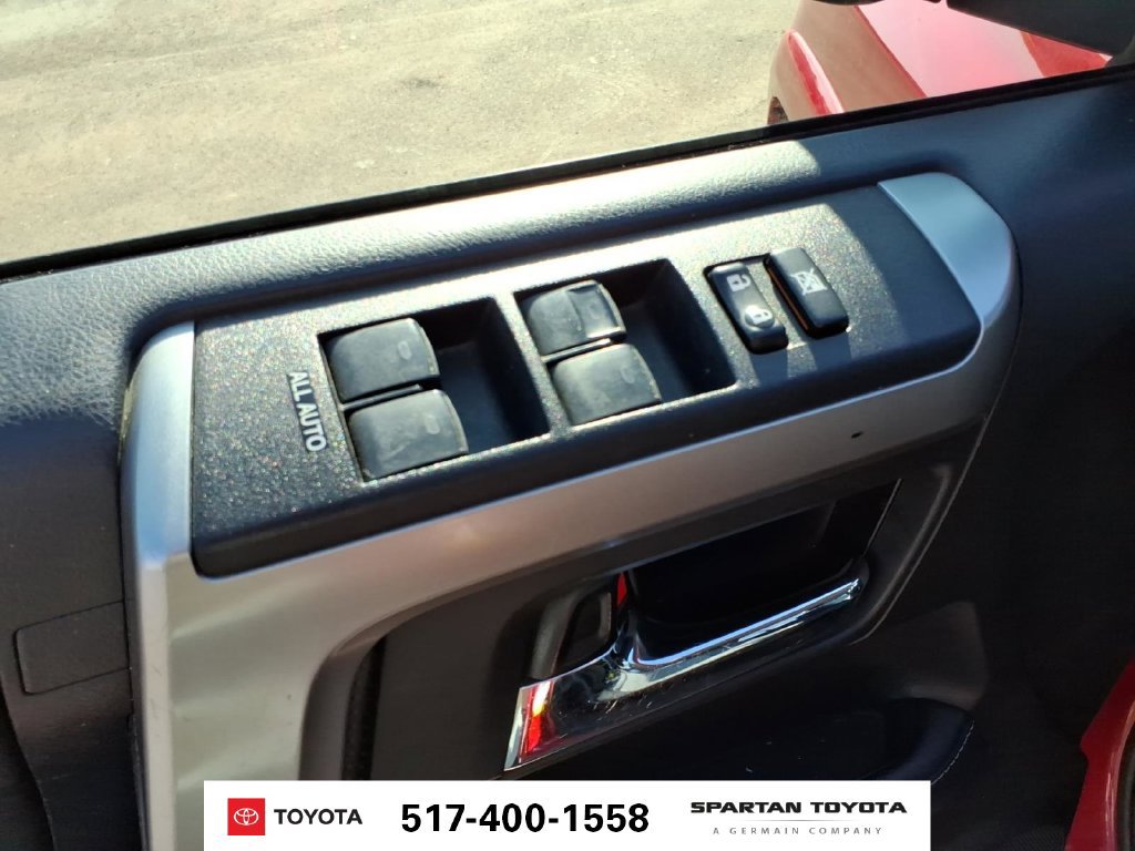 Used 2021 Toyota 4Runner SR5 Premium w/ Moonroof Package AWD/4WD image 14