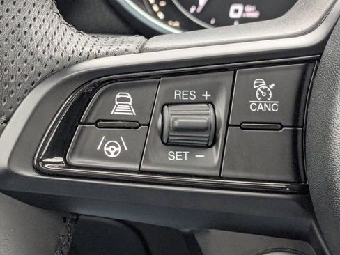 Used 2022 Alfa Romeo Giulia Ti w/ Active Assist Plus Package image 26