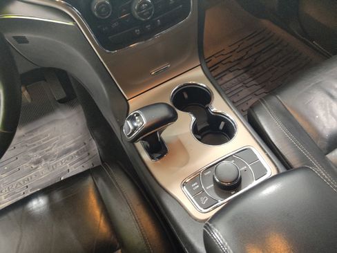 Used 2014 Jeep Grand Cherokee Limited image 26