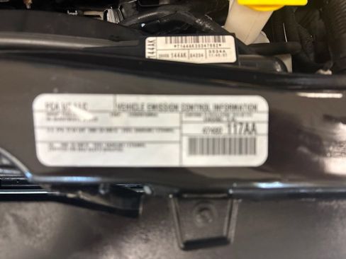Used 2015 Dodge Grand Caravan SXT w/ UConnect Hands-Free Group FWD image 37