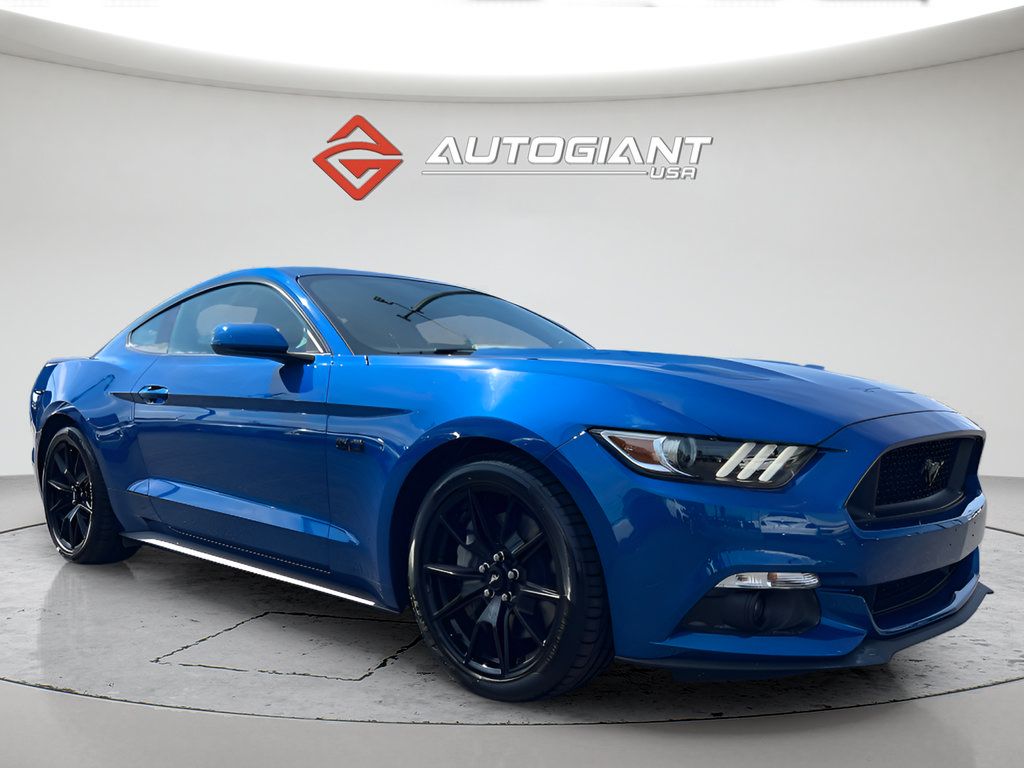 Used 2017 Ford Mustang GT w/ Black Accent Package RWD image 10