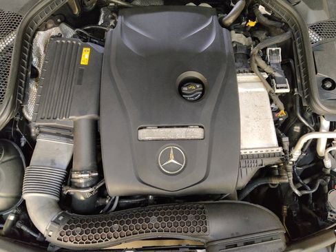 Used 2017 Mercedes-Benz C 300 4MATIC Sedan image 30