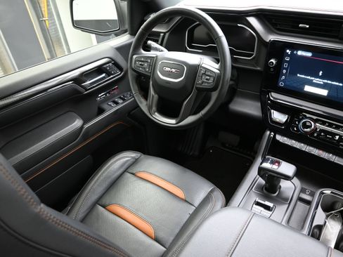Used 2023 GMC Sierra 1500 AT4 w/ AT4 Premium Package AWD/4WD image 24
