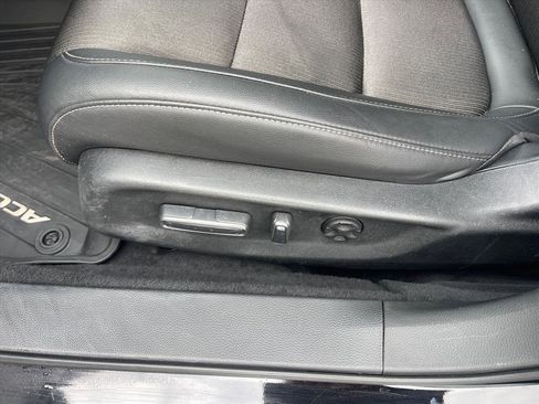 Used 2022 Honda Accord Sport image 9