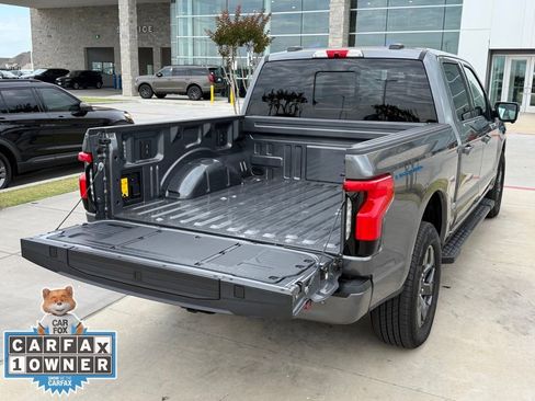 Used 2025 Ford F150 Lightning Lariat AWD/4WD image 28