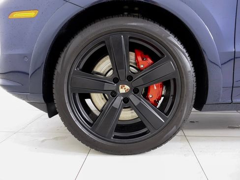 Certified 2026 Porsche Cayenne S AWD/4WD image 29