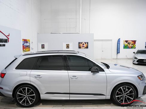 Used 2022 Audi SQ7 Prestige image 25
