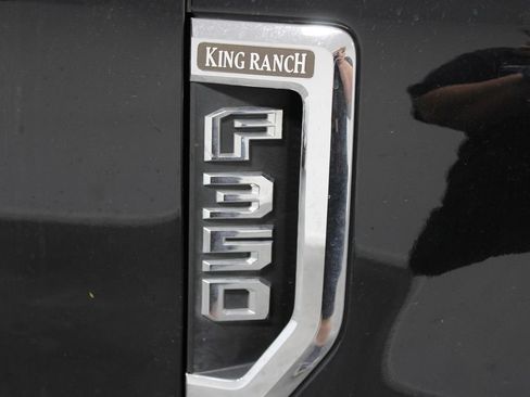 Used 2022 Ford F350 King Ranch w/ King Ranch Ultimate Package AWD/4WD image 12