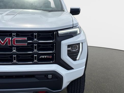 Used 2026 GMC Canyon AT4 AWD/4WD image 11
