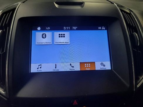 Used 2019 Ford Edge Titanium image 25