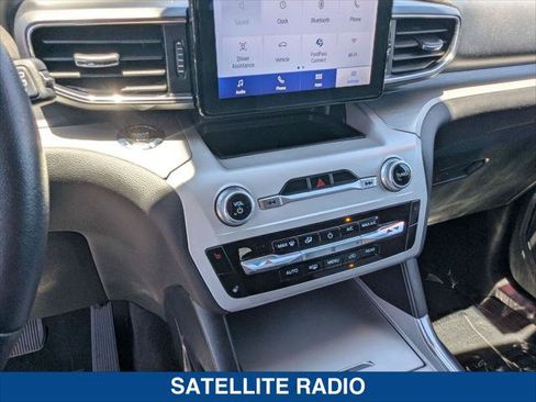 Certified 2023 Ford Explorer XLT w/ Equipment Group 202A AWD/4WD image 16
