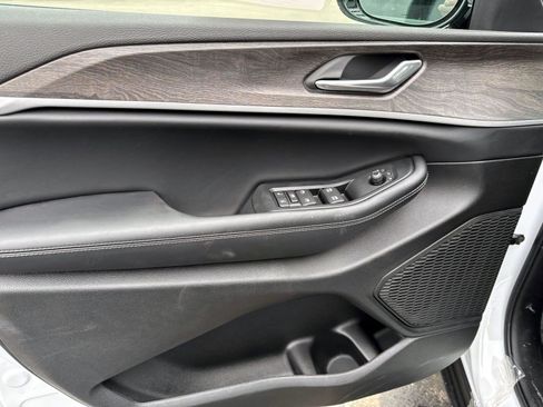 New 2026 Jeep Grand Cherokee L Laredo Altitude 4x4 4WD image 8