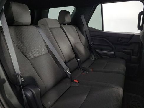 Used 2025 Toyota 4Runner SR5 image 16