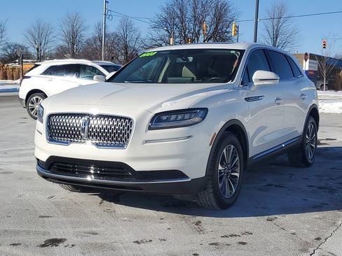 Certified 2023 Lincoln Nautilus Reserve image 2