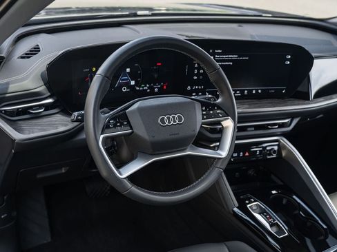 Used 2025 Audi Q5 Premium w/ Convenience Package AWD/4WD image 22