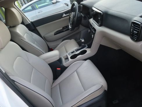 Used 2020 Kia Sportage EX w/ Option Group 15 FWD image 26