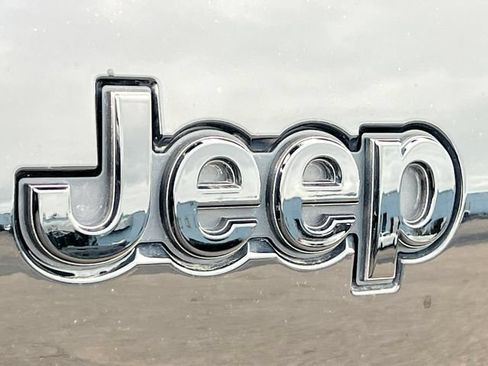 Used 2025 Jeep Grand Cherokee L Limited w/ Luxury Tech Group II AWD/4WD image 54