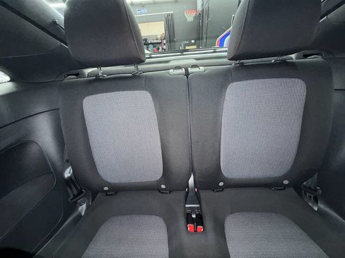 Used 2018 Volkswagen Beetle 2.0T S FWD image 23