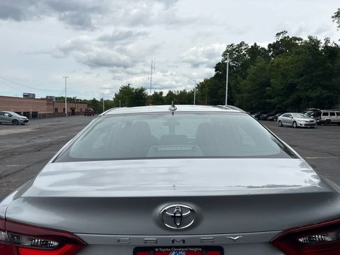 Used 2024 Toyota Camry LE AWD/4WD image 6