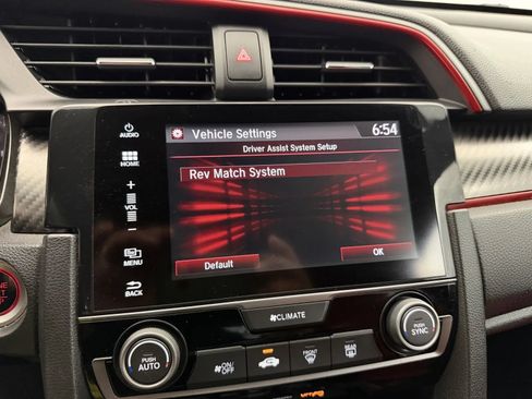 Used 2018 Honda Civic Type R image 24